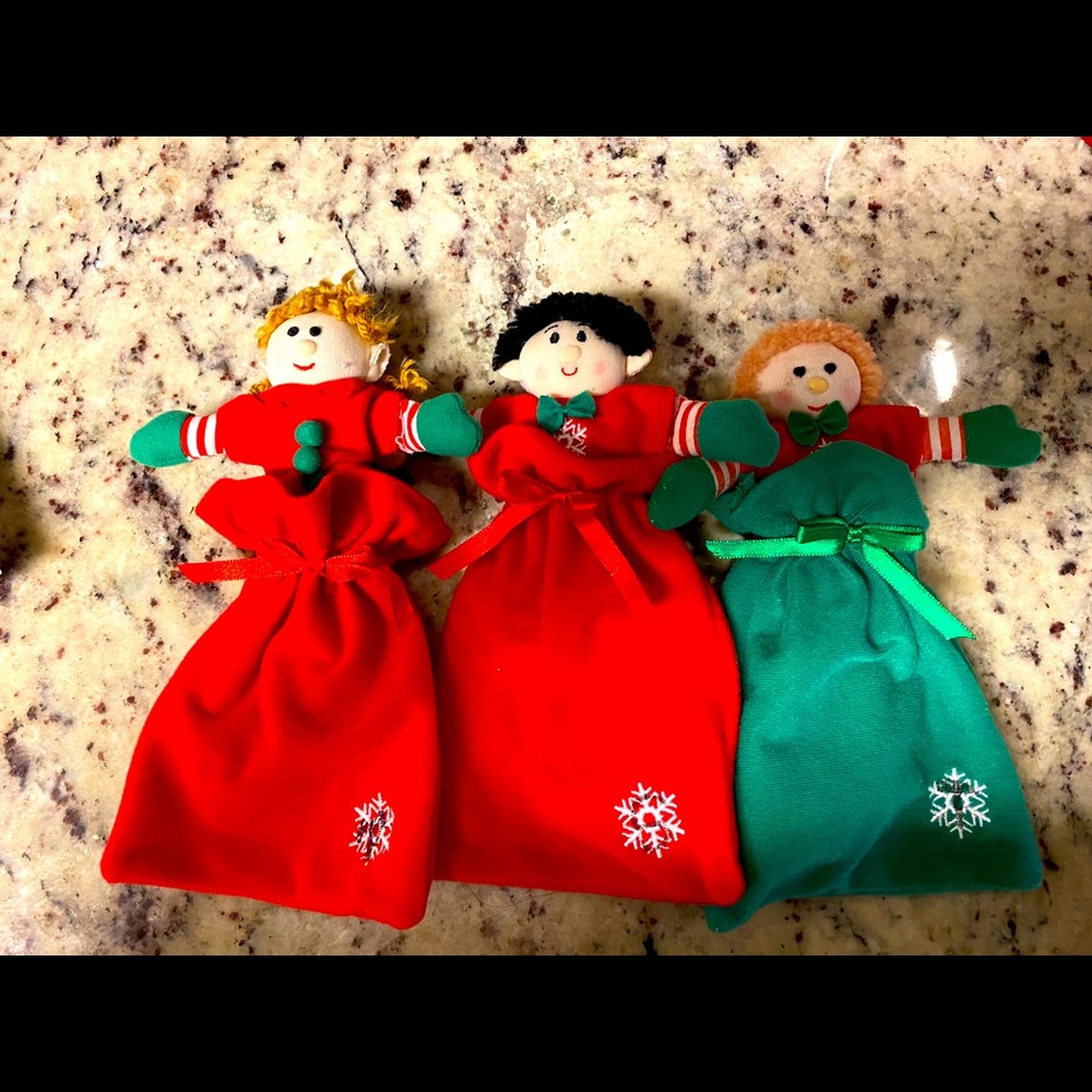 DARLING ELVES BY ELF MAGIC. ONE GIRL/TWO BOYS.